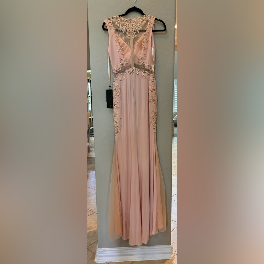 Dress - Picture 2 of 2